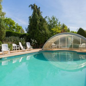 Swimming Hot Tub & Sauna